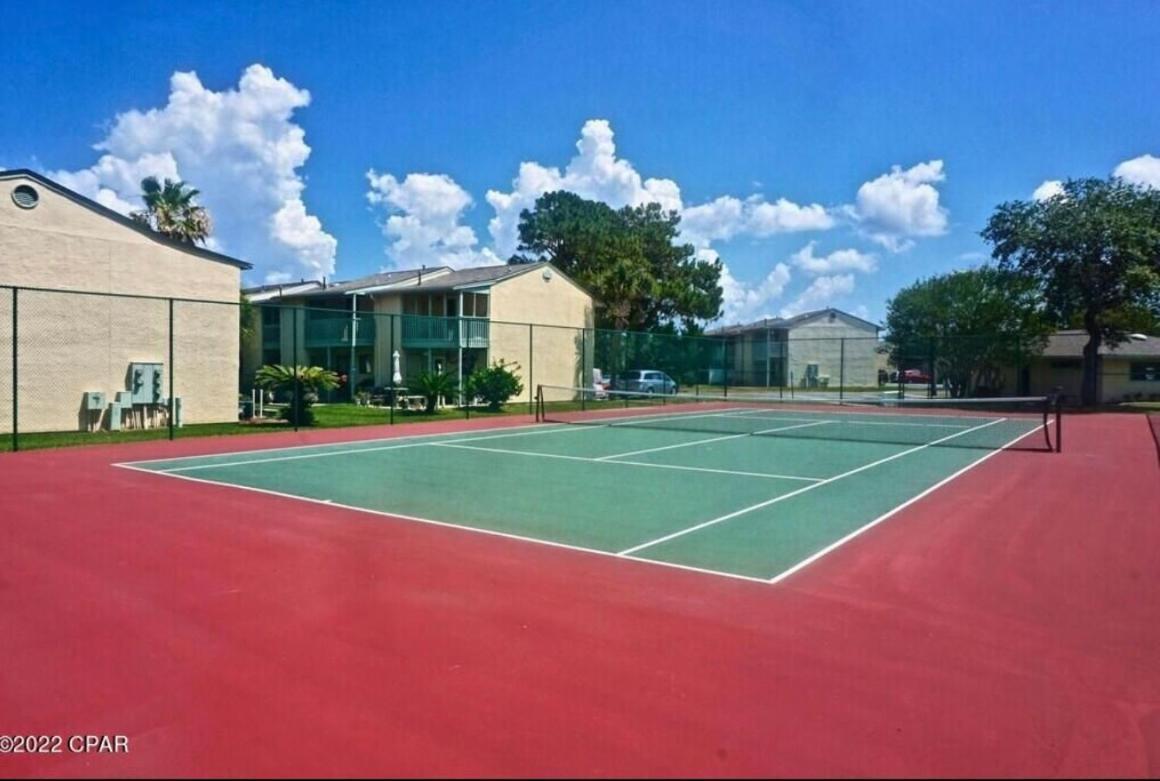 Sunny Daze: Beachside Family Resort Panama City Beach Exterior photo