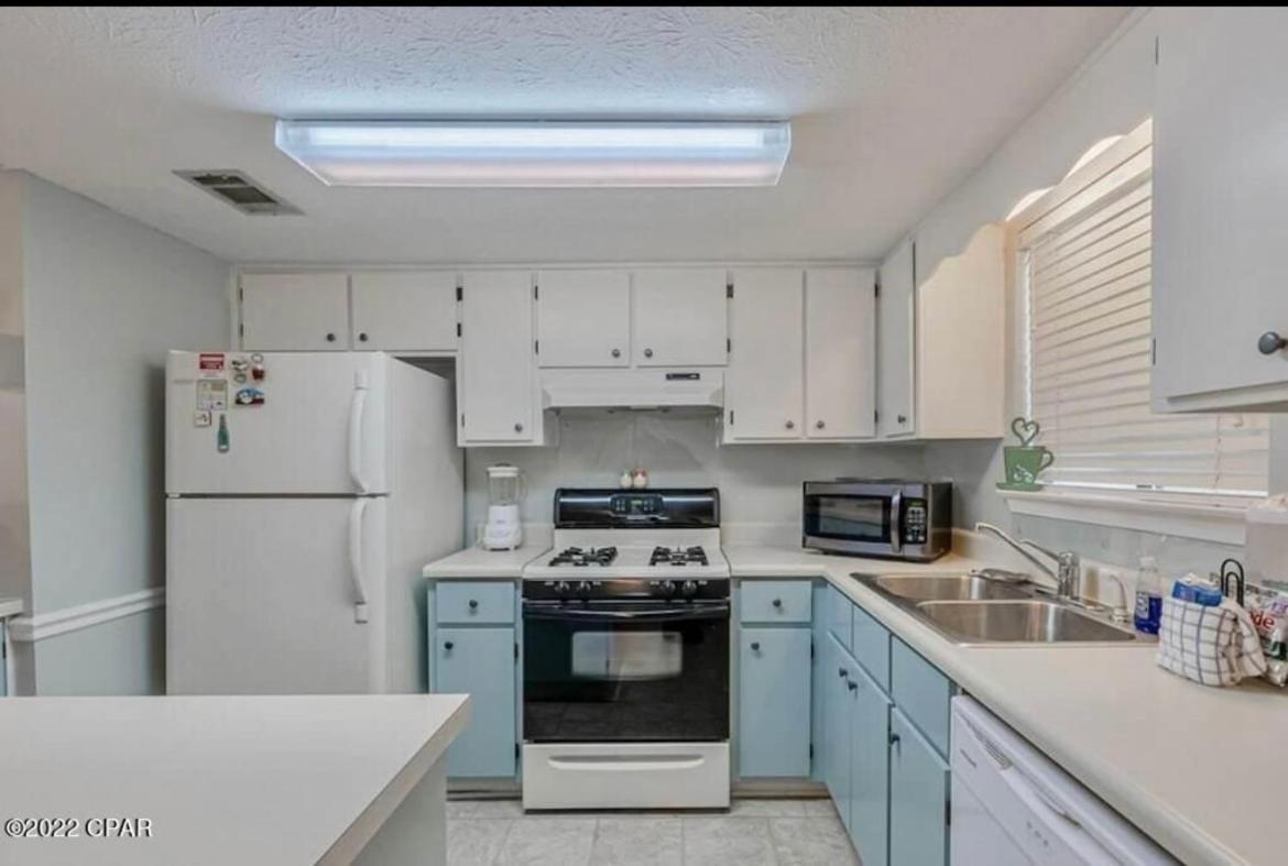 Sunny Daze: Beachside Family Resort Panama City Beach Exterior photo